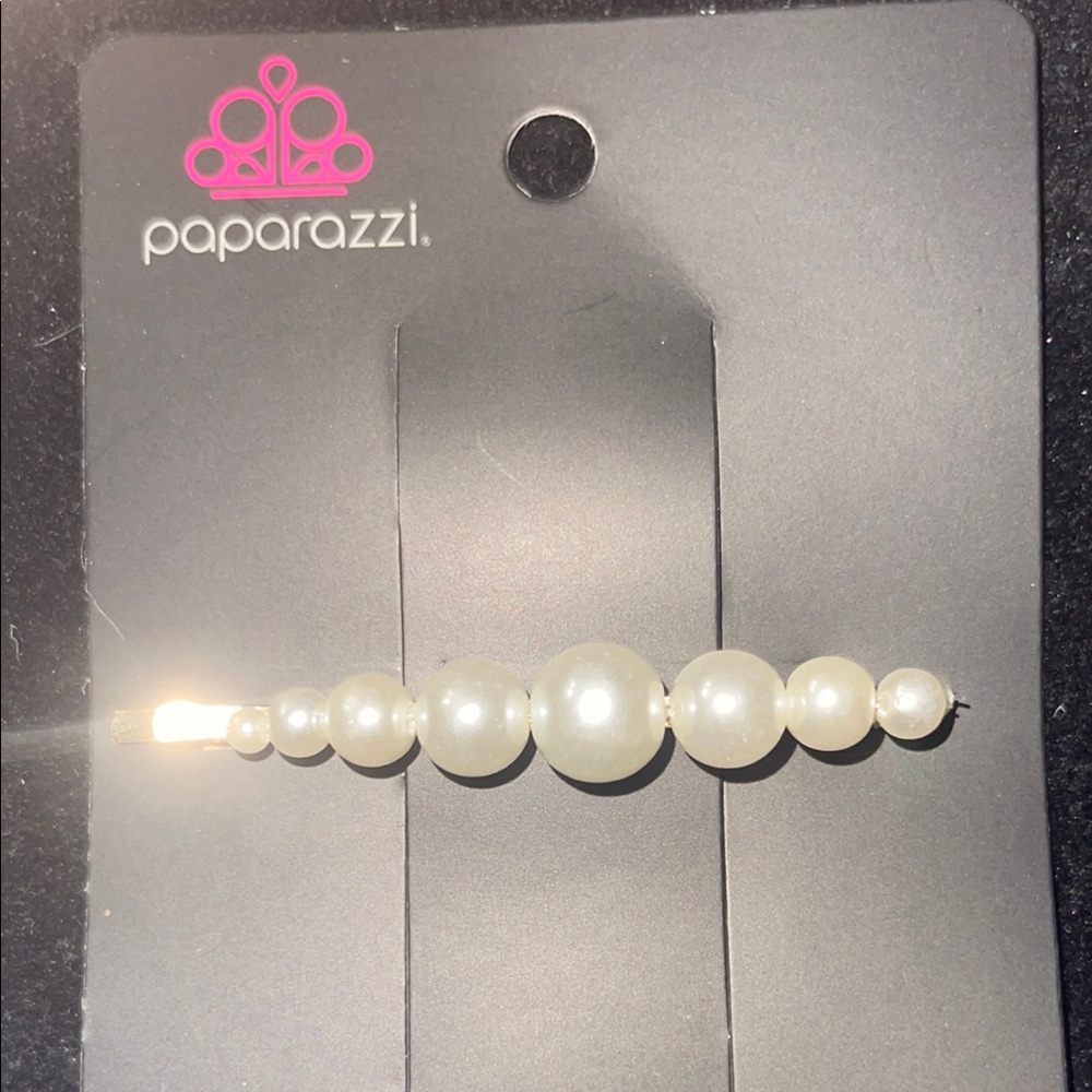 NWT White Pearl Hair Clip